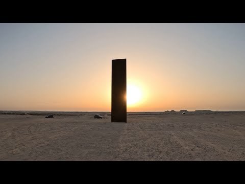 Exploring Richard Serra's 'East-West/West-East' Sculptures in Zekrit, Qatar | Must See Desert Art