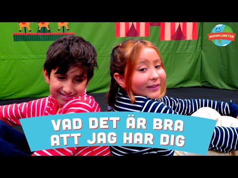 Vad det är bra att jag har dig - Barnsånger och barnmusik med Minikompisarna