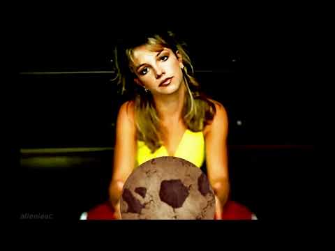 NewJeans x Britney Spears - Cookie/...Baby One More Time (MASHUP)