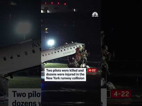 Video shows moment Air Canada plane crashed into vehicle at LaGuardia