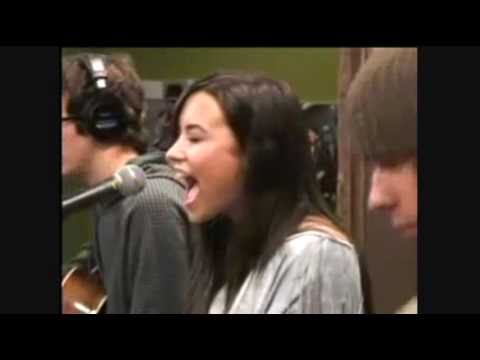 Which Teen Singer Did the Best C#5 Live?