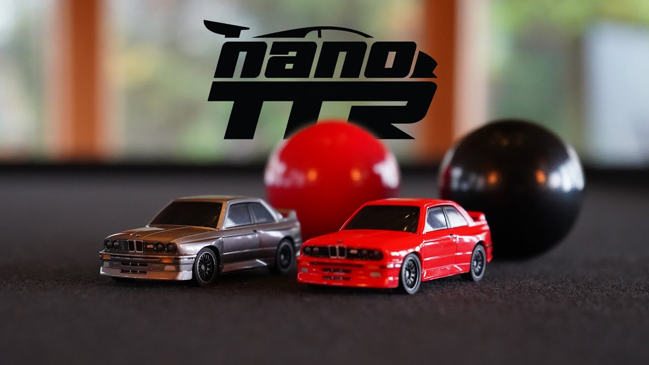 nano-TTR 1989 BMW M3 E30 Ravaglia - stříbrná