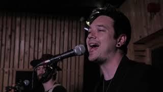 Cover It Up 'I Won't Back Down' / Tom Petty (Cover) Live Wedding Band London - AliveNetwork.com