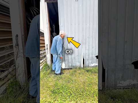 Ce vieux milliardaire a acheté une Ford F-250 pickup qu’il avait garée pendant plus de neuf ans.