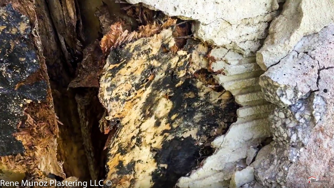 Moisture problems with manufactured thin veneer stone systems