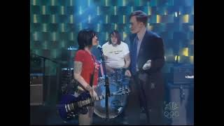 The Distillers - Beat Your Heart Out (Live Conan 2004) (HQ)