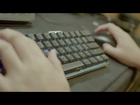 Alien Babies' Musical Touch Thocky Mechanical Keyboards in Space 3