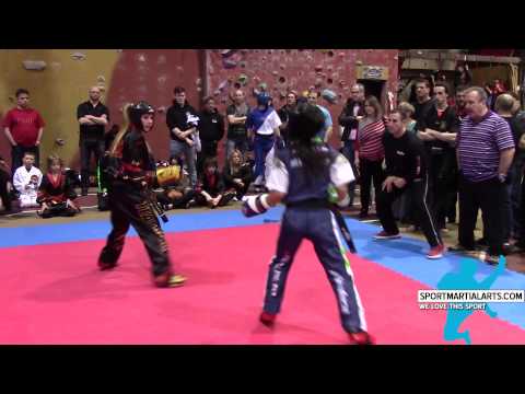Brittany St  Pierre vs Rachel Young - Women's Sparring - Quebec Open 2015