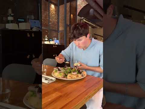 The Waiter Kicked me Out! #italy #food #travel