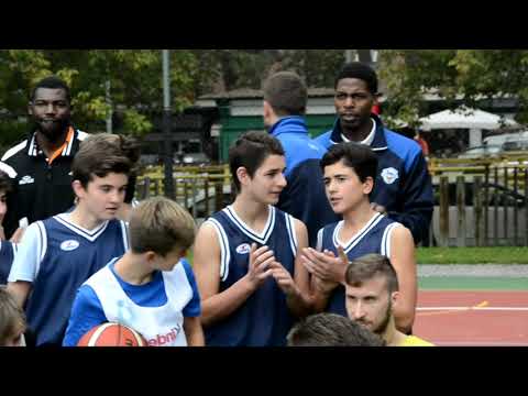 La Leonis Eurobasket Roma all'inaugurazione del playground "Giaime Fiumanò"
