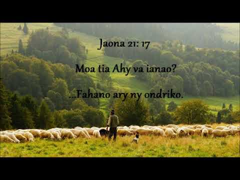 Fihirana fifohazana 327 Misy ondriko very ao an efitra ao