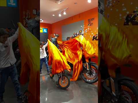 My new ktm 390 adventure delivery at it’s best | #duke390_naked #shortsfeed #bikedelivery
