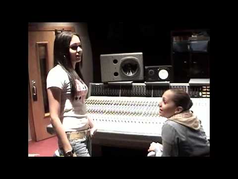 Webisode 39 TONY TOUCH ft NiNa SKY, HURRICANE G, TEGO CALDERON, IVY QUEEN, SONI, CHEZINA