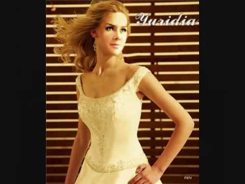 Myriam y Yuridia-The Rose