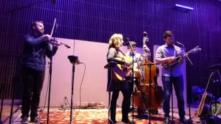 Claire Lynch Band - Maiden's Prayer - Mark Schatz, Jarrod Walker , Bryan McDowell 2016-05-07