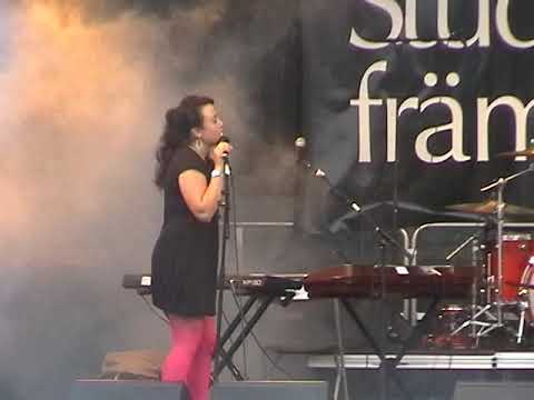 Alex - The Real Talk (LIVE) (feat Marwa) - 2009