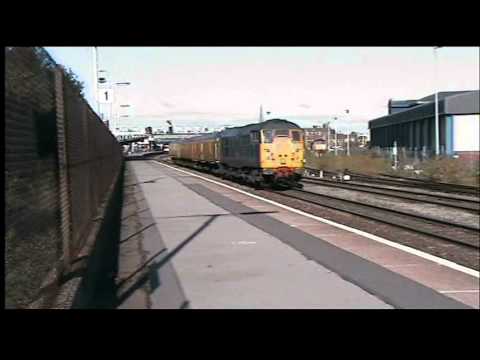 NETWORK RAIL 31106 PASSES GLOUCESTER WITH SERCO TEST TRAIN 250910.wmv