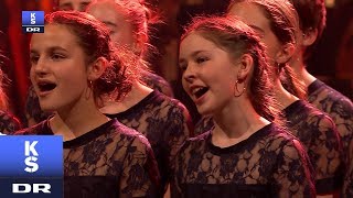 DR JuniorKoret synger &quot;Kimer i klokker&quot; til DRs store Juleshow 2017