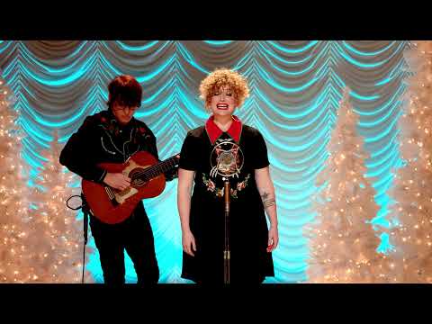 One Mic Christmas - Leigh Nash - (Bonus) Maybe This Christmas