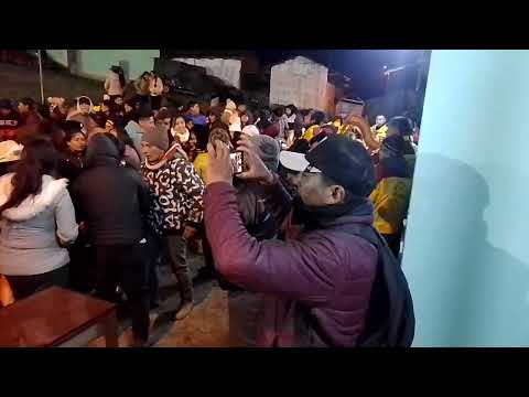 ORQUESTA LOS GENIOS DEL FOLKLORE EN HUALPAYUNCA