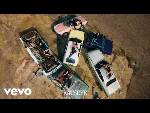 Video thumbnail for Gameboy (JULiA LEWiS Acoustic Remix)