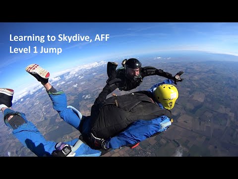 Learning to Skydive. AFF Level 1 Jump and how it Felt.