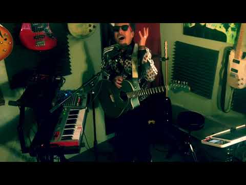 WHATS UP (4 Non Blondes) Cover by Tony Smiley. All live looping!