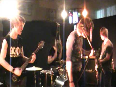 The Wolf At Your Door [Live@QCWA] 01/10/2011