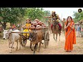 बाल कान्हा कंस का सारा माखन लेकर भाग ग�