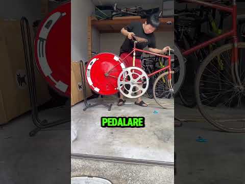 Ha costruito la BICI più VELOCE al mondo! 😱🚲 #shorts #virale #perte