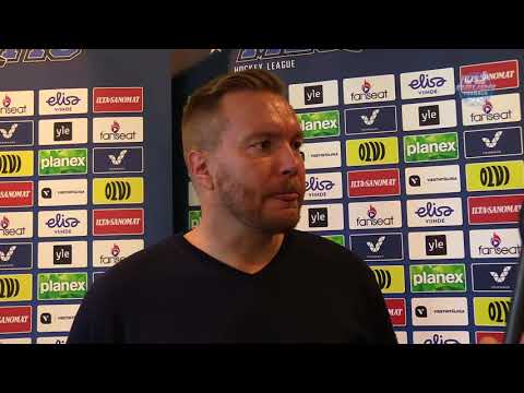 Pekka Kangasalusta SaiPa pelin jälkeen