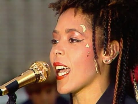 Savage Progress - My Soul Unwraps Tonight (Musik Convoy) 1984