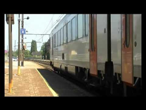A quiet sunny Monday afternoon at De Pinte station.avi