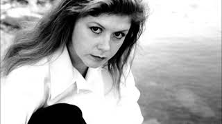Kirsty MacColl - Bad + Free World