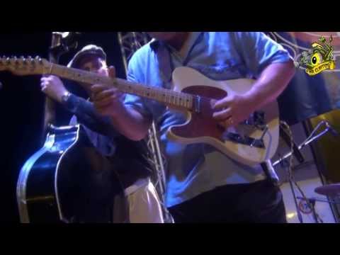 ▲Restless - Long black shiny car - Summer Vintage Festival 2013