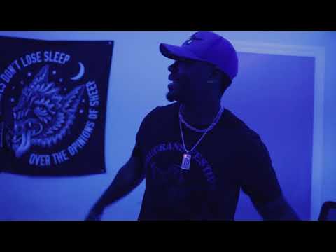 GravitiE- Live studio performance