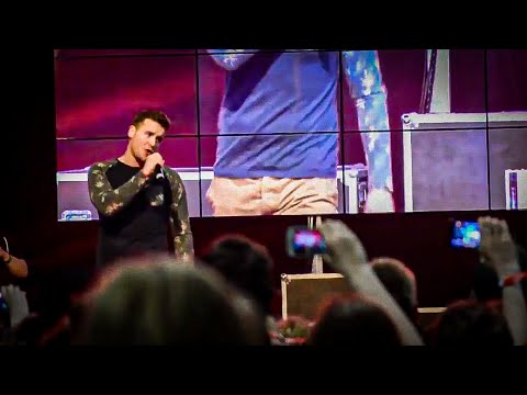 Kevin Dooms - Troublemaker (Live at 'DYTG 2015' /Music Video)