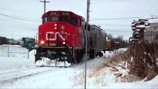 preview picture of video 'T20101223-1243 CN 514 P.I. Drummondville (joined)'