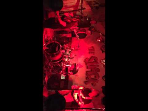 Lost van Dewi Lopulalan