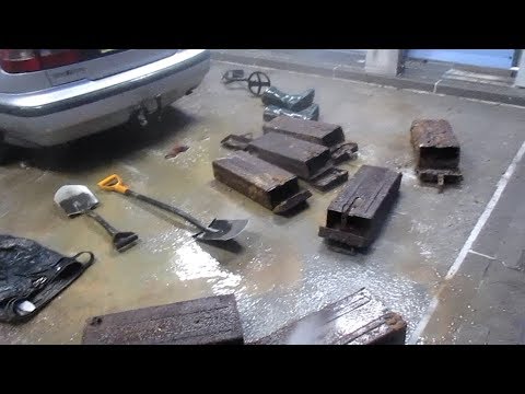 Gdańsk wykopki - skrzynie podczas burzy