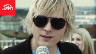 Videoklip David Deyl - Teď hned s textom piesne