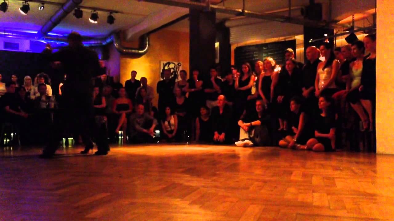 Virginia Pandolfi y Santiago Castro 1/5