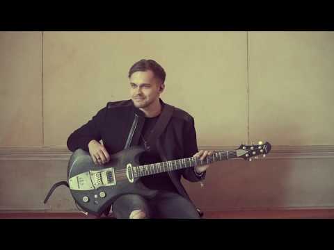 Videoclip de Voodoo Doll (Naked Version) — Lord Of The Lost