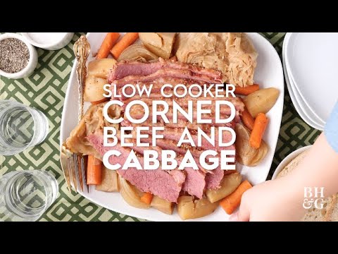How to Make Corned Beef and Cabbage in Slow Cooker |...