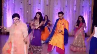 Gal Mithi Mithi Bol-Flash Mob-Pari's Sangeet
