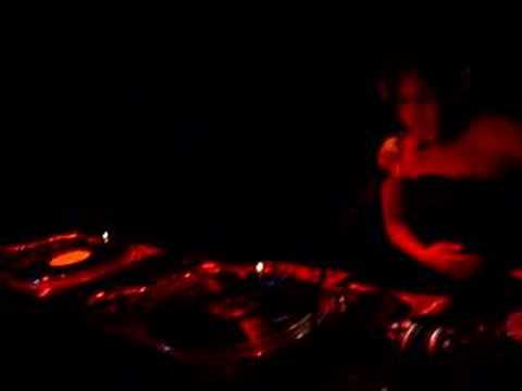 YUKA HIDA'S DJ PLAYNG