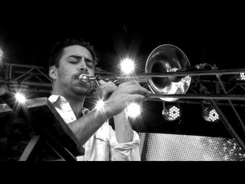 Morbo y Mambo en vivo en el Futurock: "Cara de combi" | Nacional Rock FM 93.7