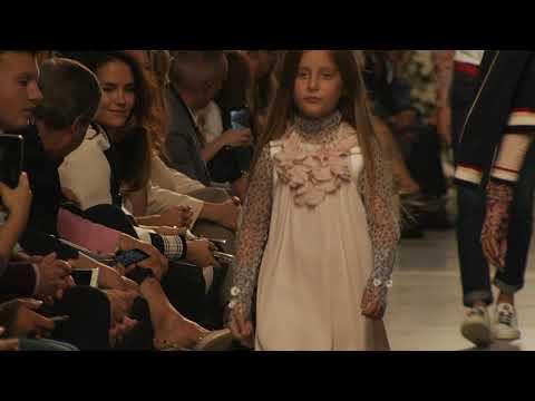 LION OF PORCHES Fashion Show l Unforgettable l Spring Summer 19