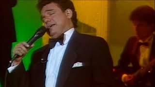 Sabor A Mi  (En Vivo) - José José | Remasterizado HD