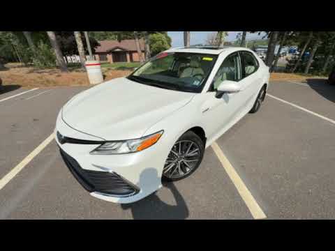 2021 Toyota Camry Hybrid XLE